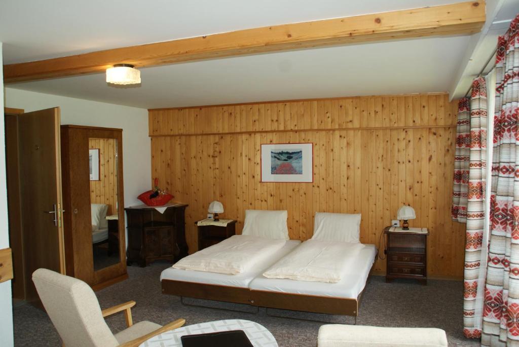 Hotel Pension Spycher Kandersteg Chambre photo